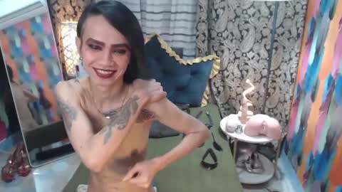 Snapshot of thenchantressduo69 chatting on March 7, 2025, 6:54 pm Anne online show from March 7, 2025, 6:54 pm