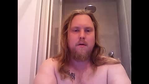 thenewdude1992 online show from October 9, 2025, 9:02 pm