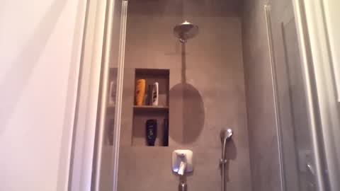 thenewdude1992 online show from October 23, 2025, 9:02 pm