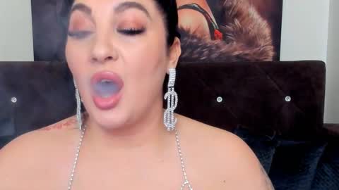 Snapshot of theonerosegoddes chatting on January 8, 2025, 7:56 pm theonerosegoddes online show from January 8, 2025, 7:56 pm