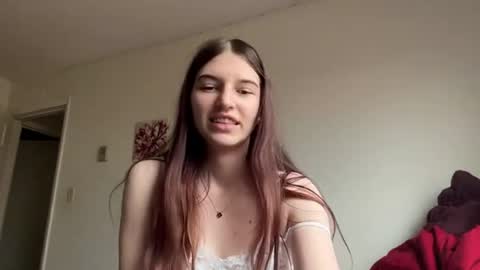 Snapshot of theonlyastrid chatting on June 9, 2026, 10:21 pm Astrid online show from June 9, 2026, 10:21 pm