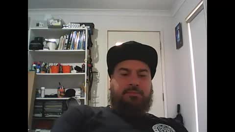 aussiebeard online show from March 2, 2025, 1:04 am