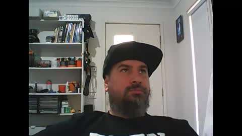 aussiebeard online show from October 16, 2025, 1:50 am