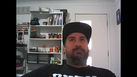 aussiebeard online show from October 22, 2025, 2:01 am