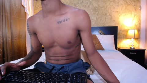 Snapshot of theprince_black chatting on December 16, 2024, 1:00 pm online show from December 16, 2024, 1:00 pm