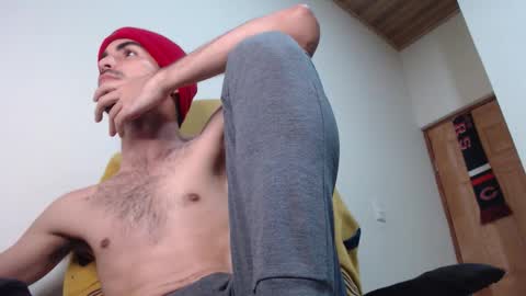 Santiago Enrique online show from February 19, 2026, 6:42 am