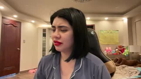 Snapshot of therealcamilabaddie chatting on September 25, 2025, 11:36 am therealcamilabaddie online show from September 25, 2025, 11:36 am