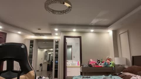 therealcamilabaddie online show from November 16, 2025, 12:22 pm