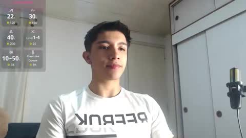 thesaint_xxx online show from March 17, 2026, 4:50 am