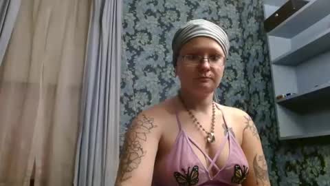 Siren of the Fae online show from December 15, 2025, 3:11 am