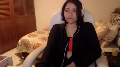 Mai online show from September 26, 2025, 2:04 am