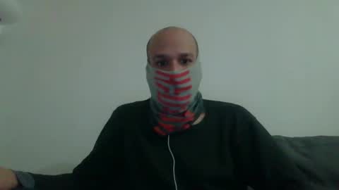 Snapshot of thetubedscarfguy chatting on January 2, 2025, 5:50 pm Scarf guy online show from January 2, 2025, 5:50 pm