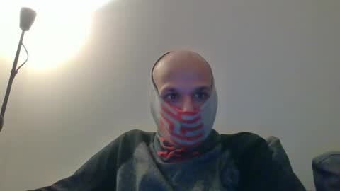 Snapshot of thetubedscarfguy chatting on February 19, 2025, 6:43 pm Scarf guy online show from February 19, 2025, 6:43 pm