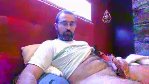 Carlos1990 online show from April 8, 2026, 10:43 pm