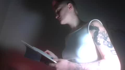 pinky promise online show from January 14, 2026, 12:44 pm