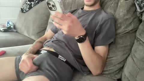 Make Me Cum online show from September 9, 2025, 8:41 pm