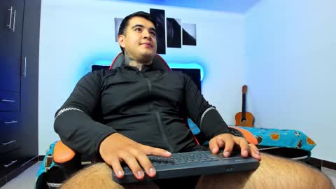 Thiago online show from March 10, 2026, 7:13 am