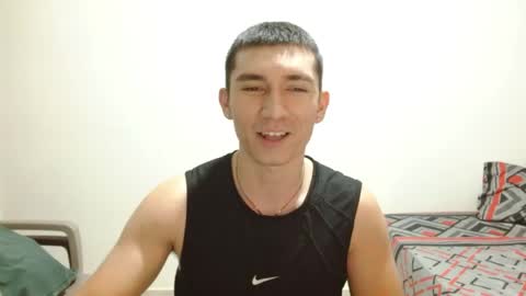 thiago_deseo69 online show from April 24, 2026, 1:08 am