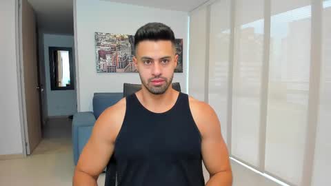 thiago_driussi online show from February 14, 2025, 2:54 pm