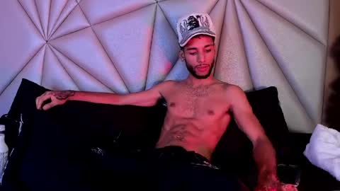 ThiagoFerreti online show from April 9, 2026, 3:28 am