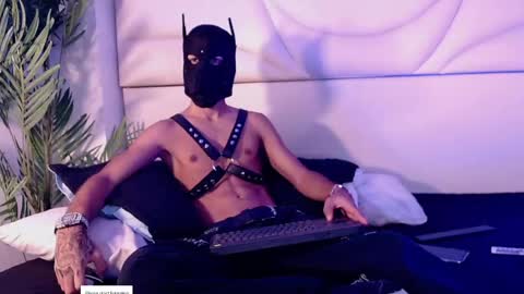 ThiagoFerreti online show from April 16, 2026, 3:40 am