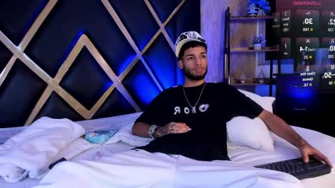ThiagoFerreti online show from May 26, 2026, 3:13 am