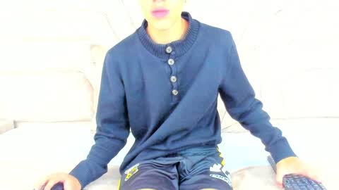 Thiago   online show from January 11, 2025, 7:38 pm