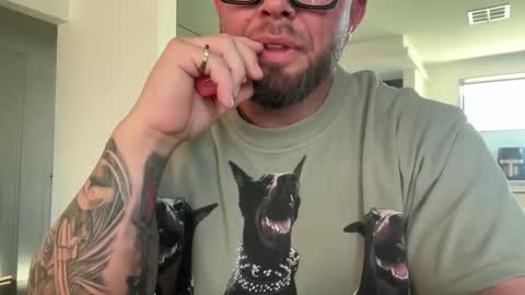 Snapshot of thiccbull12 chatting on September 8, 2025, 2:16 pm thiccbull12 online show from September 8, 2025, 2:16 pm