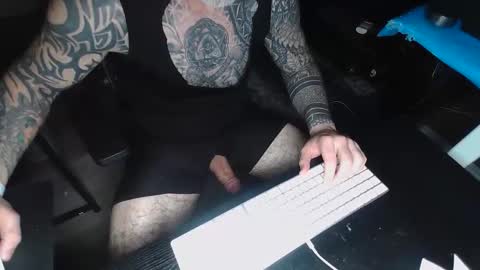 Snapshot of thicchogg chatting on February 15, 2026, 8:13 am thicchogg online show from February 15, 2026, 8:13 am