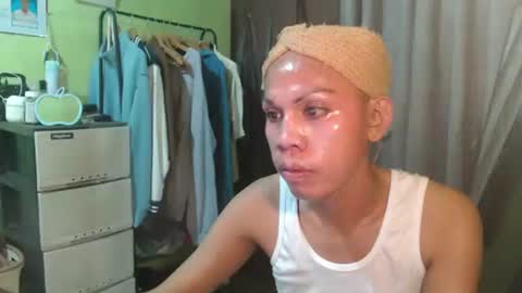 gil online show from October 20, 2025, 8:53 pm