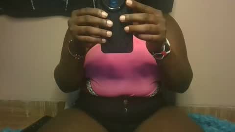 Snapshot of thick_godess chatting on October 26, 2025, 5:13 am thick_godess online show from October 26, 2025, 5:13 am
