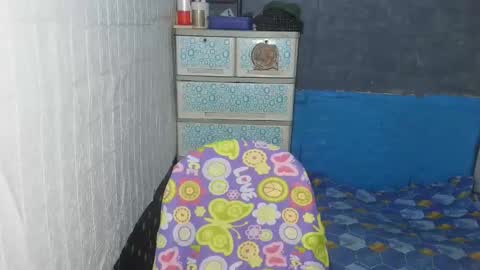 thickcock bella online show from March 2, 2026, 12:13 am