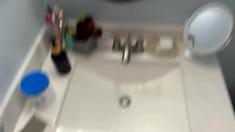 thickdixk068 online show from November 16, 2025, 12:33 pm