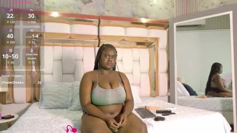 Snapshot of thickebonyprincesss chatting on November 25, 2025, 2:55 am CHIKI online show from November 25, 2025, 2:55 am