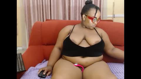 thickjuicyxxx online show from October 11, 2025, 5:11 pm