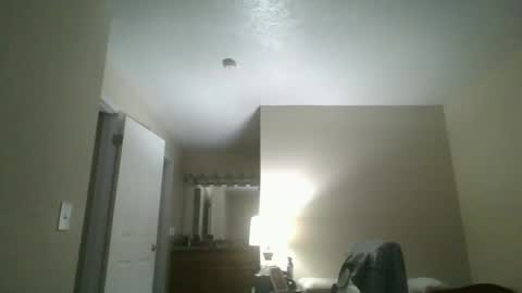 thickwhiteload online show from February 1, 2025, 3:39 pm