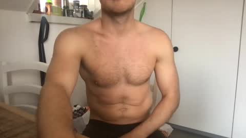 Snapshot of thierrinho8148 chatting on January 2, 2025, 10:37 am thierrinho8148 online show from January 2, 2025, 10:37 am