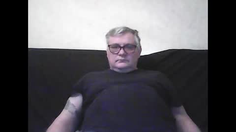 Thierrysymp online show from January 8, 2025, 4:22 pm