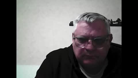 Thierrysymp online show from November 1, 2025, 5:48 pm