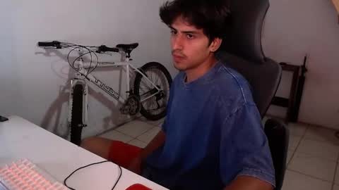 thieves_us online show from October 25, 2025, 10:37 pm