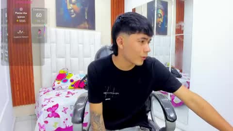 Snapshot of thiiago_collins chatting on May 26, 2026, 10:17 pm THIAGO COLLINS online show from May 26, 2026, 10:17 pm
