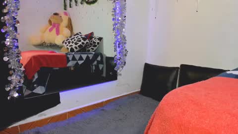 THIN PRINCESS  online show from January 9, 2025, 1:39 am