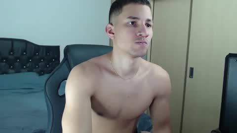 Snapshot of thin_tommy11 chatting on January 15, 2025, 11:08 pm thin_tommy11 online show from January 15, 2025, 11:08 pm