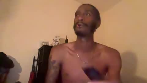 thirdlegkenny online show from December 15, 2025, 2:27 am