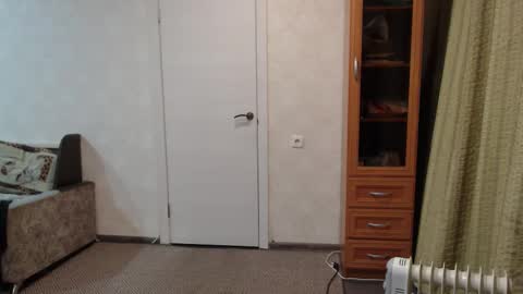 Snapshot of this_is_andy chatting on November 3, 2025, 10:32 pm Andy online show from November 3, 2025, 10:32 pm