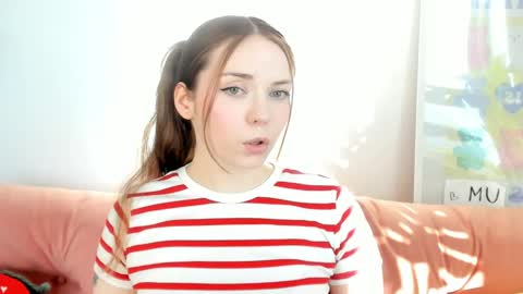 Snapshot of thisisamelia chatting on June 7, 2026, 4:22 pm Amelia shows on mondays fridays and sundays if anything changes im giving updates on my fansly online show from June 7, 2026, 4:22 pm
