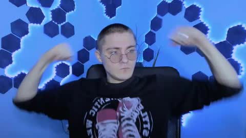 thomas_crow online show from February 27, 2026, 7:58 pm