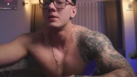 Thomas Falcon online show from November 1, 2025, 2:46 am