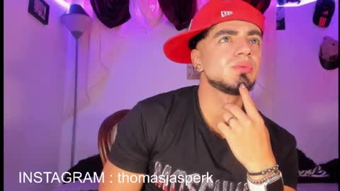 Snapshot of thomas_k7 chatting on May 27, 2026, 3:03 am Thomas online show from May 27, 2026, 3:03 am