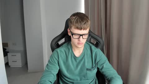 Snapshot of thomas_shelbivip chatting on January 14, 2025, 11:20 am Tomas online show from January 14, 2025, 11:20 am